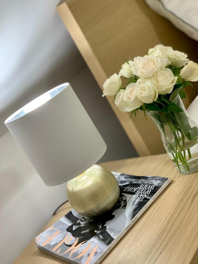 Apartament W Centrum Miasta Z Darmowym Parkingiem Dla Dwojga -Apartamenty Pod Zlotym Lwem Kłodzko Extérieur photo